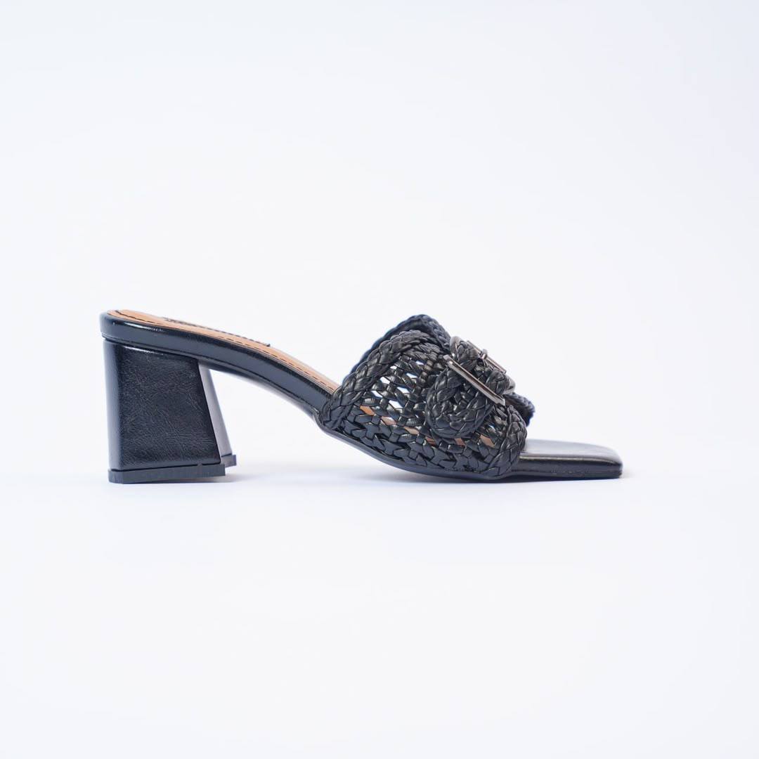 SLN-6711 Black